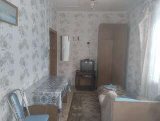 Мини-отель Луманская заводь Кириллов Двухместный номер с 2 отдельными кроватями и общей ванной комнатой-4