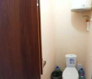 Мини-отель Луманская заводь Кириллов Бюджетный трехместный номер-10